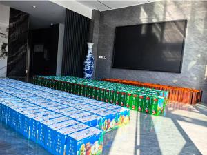 一份中秋禮，傳遞公司愛。